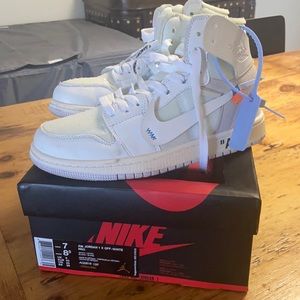 Nike x OFF-WHITE Jordan 1s W8.5 blue/white